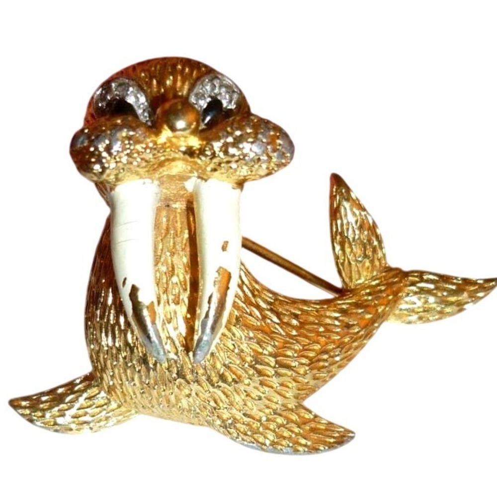 Jomaz‎ Joseph Mazer Walrus Figural Brooch Textured Gold Plate White Enamel Tusks